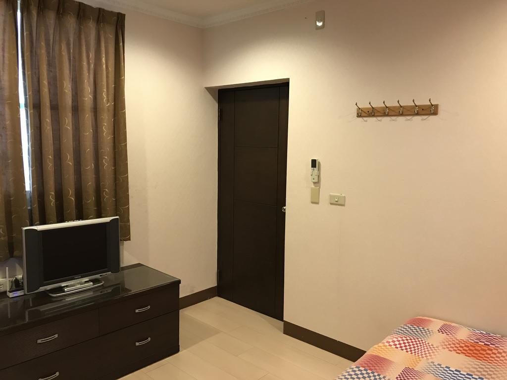 Hefeng Ting Homestay Hengchun Old Town Exterior foto