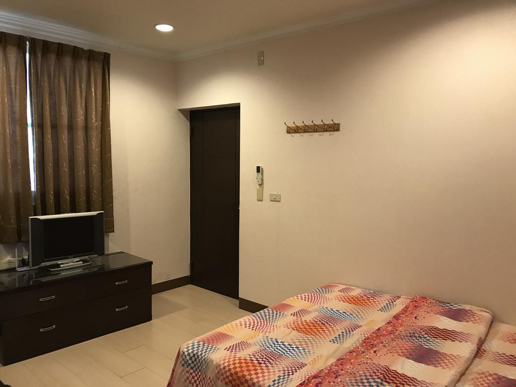 Hefeng Ting Homestay Hengchun Old Town Exterior foto