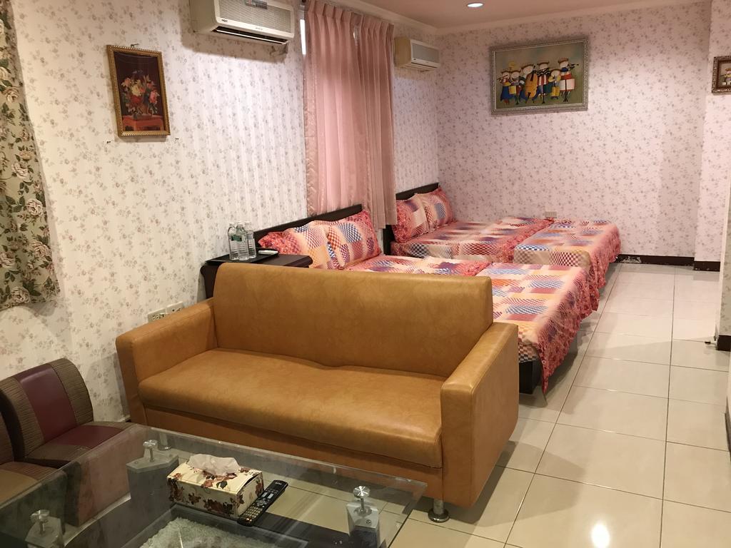 Hefeng Ting Homestay Hengchun Old Town Exterior foto