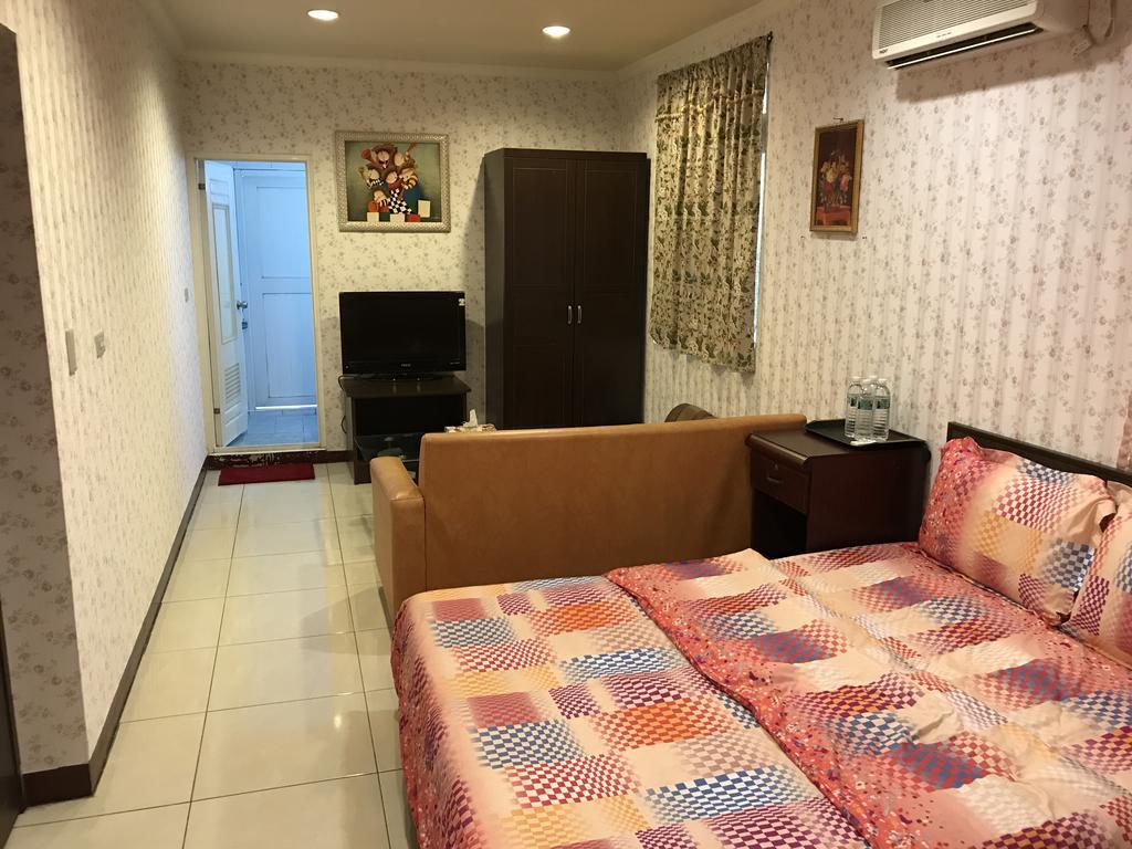 Hefeng Ting Homestay Hengchun Old Town Exterior foto