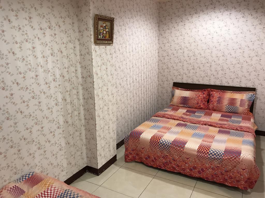 Hefeng Ting Homestay Hengchun Old Town Exterior foto