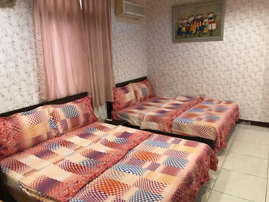 Hefeng Ting Homestay Hengchun Old Town Exterior foto