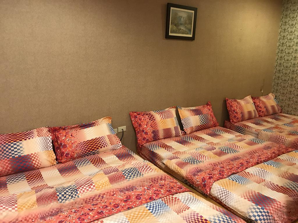 Hefeng Ting Homestay Hengchun Old Town Exterior foto